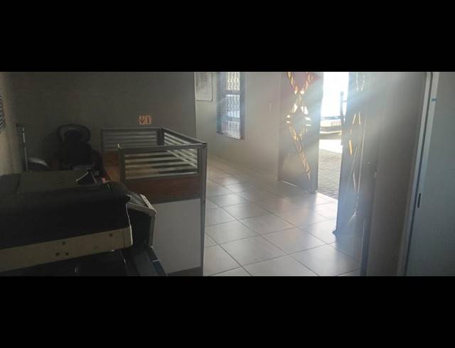 BUSINESS FOR SALE IN CLAYVILLE
